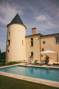 Piscine extérieure chauffée au Château Toulouse-Lautrec